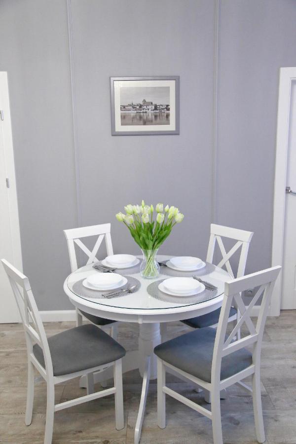 Apartament Krysztalowy Ac Progres Torun Luaran gambar